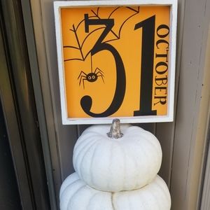 Antiqued white shadow box with October 31 Spider